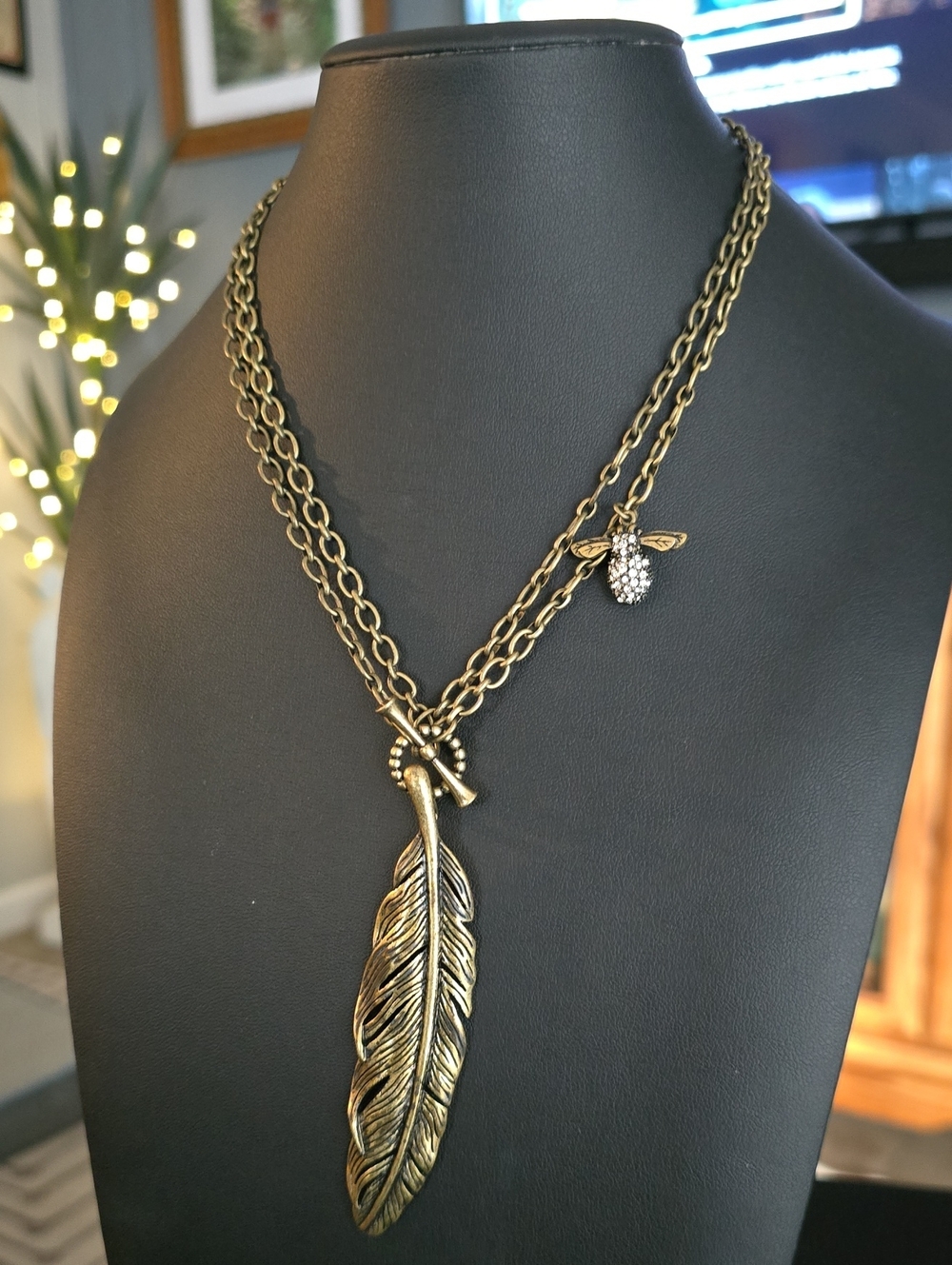 Antique Gold Feather Pendant Necklace with Bee Charm - Women Jewelry